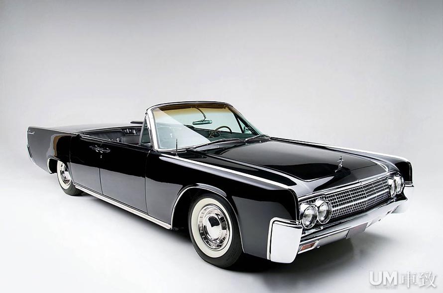 1963年林肯大陆敞篷车7.7万美金拍卖